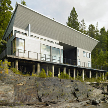 House on Kootenay Lake