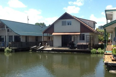 Houseboat Happiness!   50350 Cowens RD 6, Scappoose