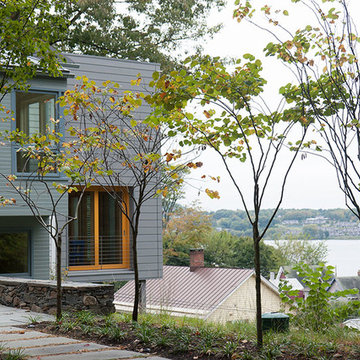 Hudson River house