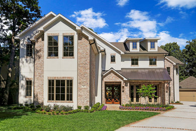 Transitional exterior home idea in Houston