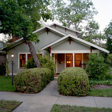 Bungalow Addition - Photos & Ideas | Houzz