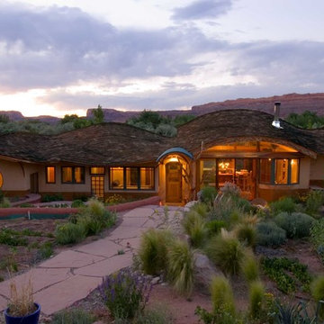 Hydrae House