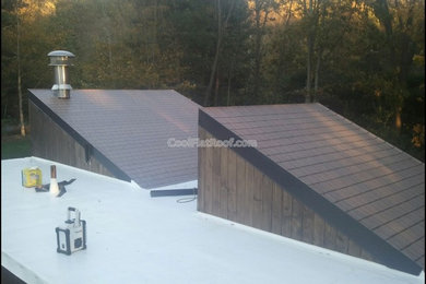IB Flat Roofing on Contemporary Home in Manchester, CT - CoolFlatRoof.com
