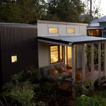Inner-city suburban tiny house