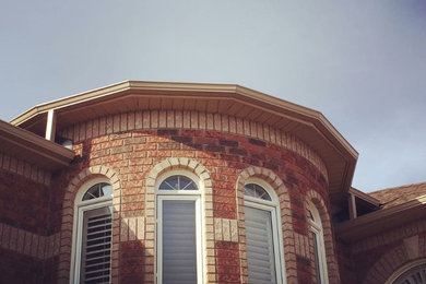 Intricate Eavestroughs