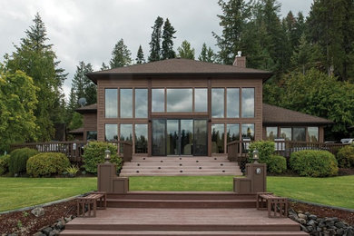 Example of an arts and crafts exterior home design in Seattle