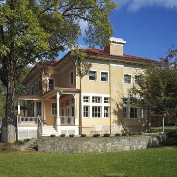 Italianate Villa Exterior