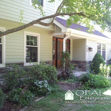 James Hardie Siding in Heathered Moss, Cobblestone Trim, & Stone in Naperville