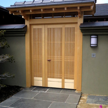 Japanese-style Entrance Gate