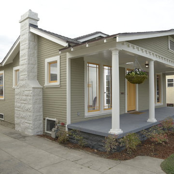 Jefferson Park Craftsman bungalow