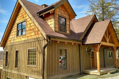 Inspiration for a rustic exterior home remodel in Milwaukee