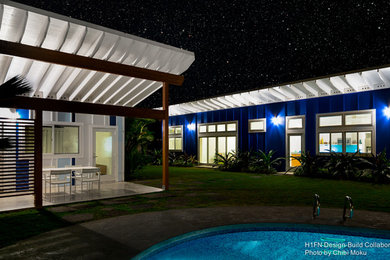 Example of a beach style exterior home design in Hawaii