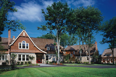 Arts and crafts exterior home photo in Newark