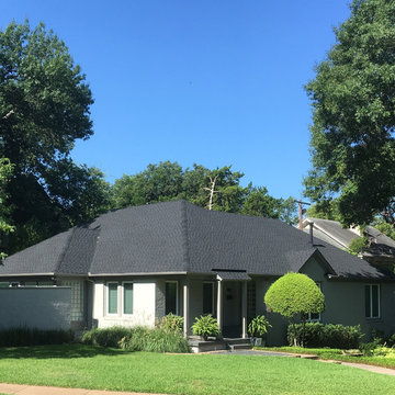Kessler Park home gets a handsome new roof, with a dramatic change in color