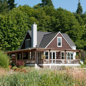 Kitsap County Beach Cottage