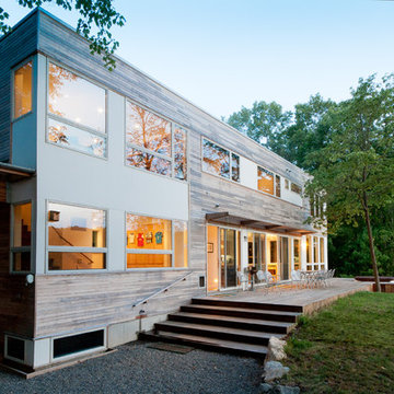 Lake Iosco House exterior