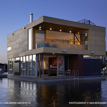 Lake Union Floating Home: View from the Southwest
