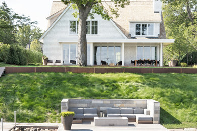 Inspiration for a coastal exterior home remodel in Minneapolis