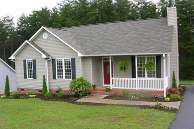 Landrum Cottage Exterior