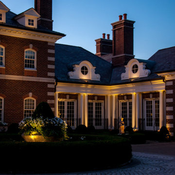 Landscape Lighting Adds Outdoor Magic to Stately Ohio Home