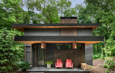 Houzz Tour: A Modern Cottage Treads Lightly in the Forest