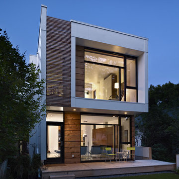 LG House - Exterior
