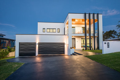 This is an example of a contemporary house exterior in Brisbane.