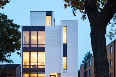 Aménagement d'une façade de maison contemporaine à deux étages et plus.