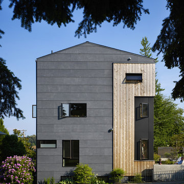 Lobster Boat Residence