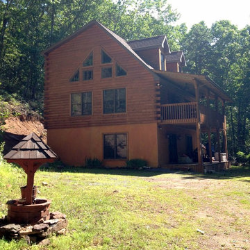 Log Home in Highland County, VA