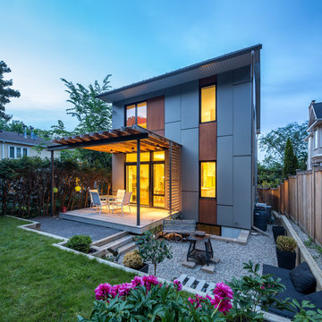 Loretta Residence