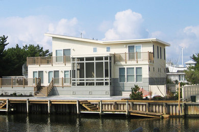 Aménagement d'une façade de maison bord de mer.