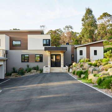 Lysterfield South