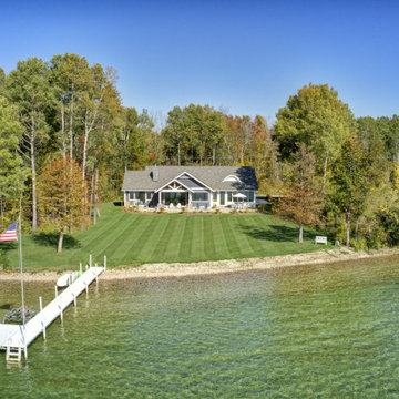 Mac-a-vista lake home