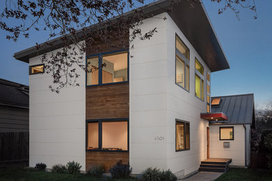 シアトルにあるコンテンポラリースタイルのおしゃれな家の外観の写真