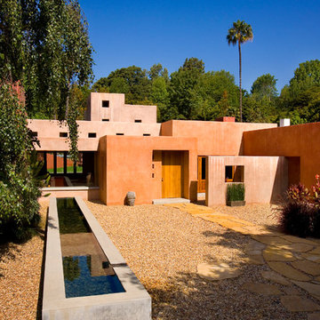 Mandeville Canyon Brentwood, Los Angeles modern design home front exterior & lan