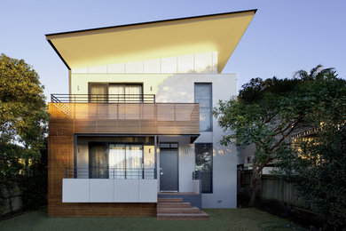 This is an example of a contemporary house exterior in Sydney.