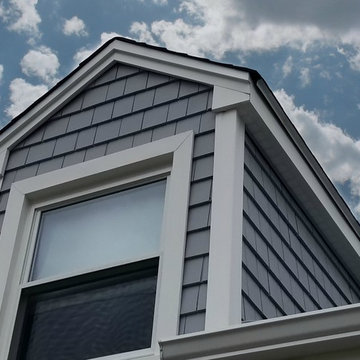 Mastic Cedar Discovery Vinyl Siding on Wareham, MA Cottage