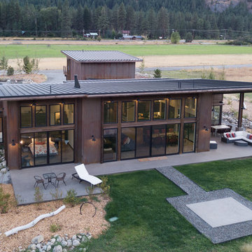 Mazama Meadow Residence, Firewise Design. Mazama WA