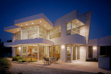Modern exterior home idea in Orange County