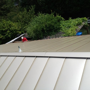 Metal Roof & Vented Radiant Barrier Roof Deck