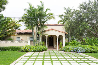 Inspiration for a mediterranean exterior home remodel in Miami