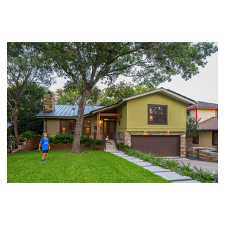 Mid-Century Split Level Addition/Whole House Remodel - Traditional -  Exterior - Austin - by Gregory Thomas, Architect, AKBD, CG&S Design-Build