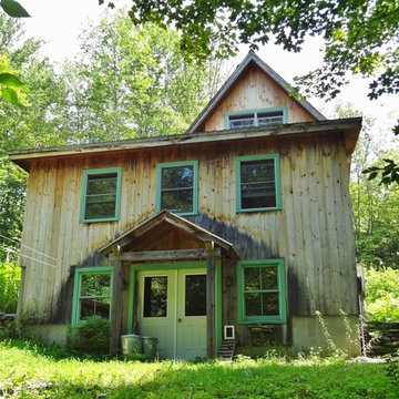 Middletown Springs, Post and Beam Barn Home