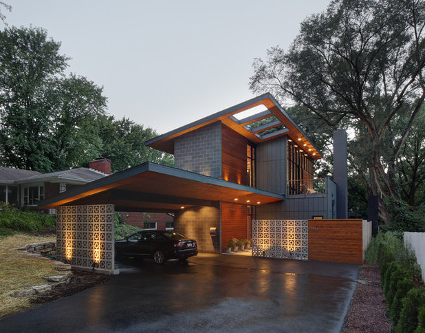 Contemporary Exterior by Bruns Architecture