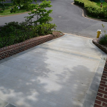 Mixed Material Driveway and Entrance