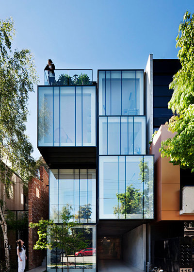 Современный Фасад дома by Matt Gibson Architecture + Design