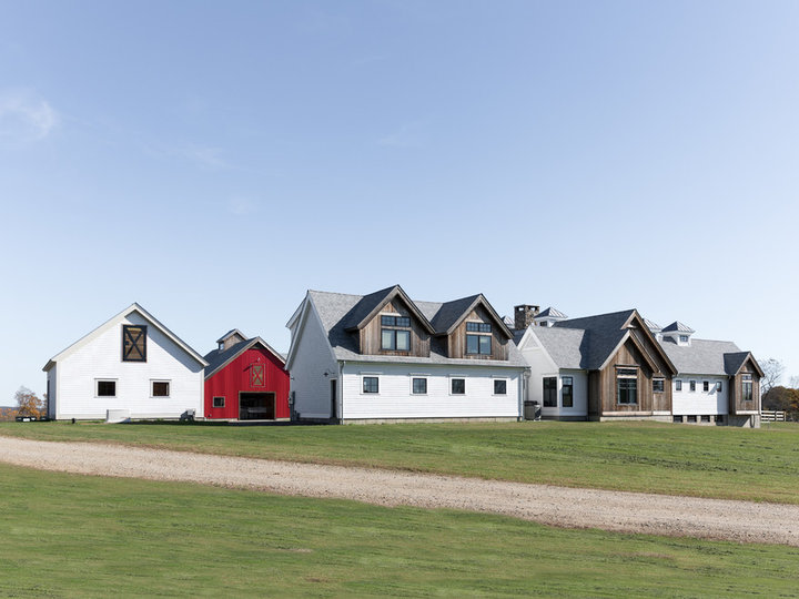 Farmhouse Exterior - Gable