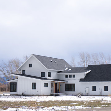 Modern Farmhouse 1