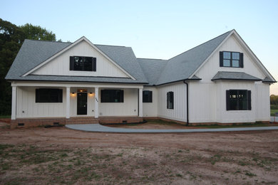 Modern farmhouse cutom home